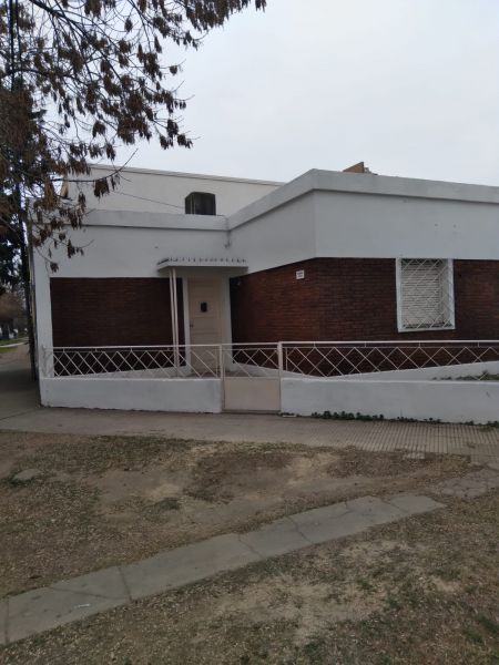 Casa en Alquiler en SANTA FE